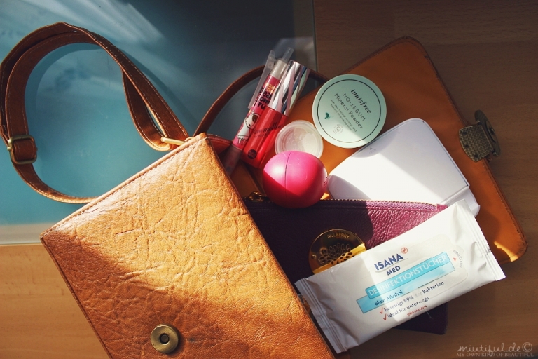 “How to save a life…” | Gimmicks