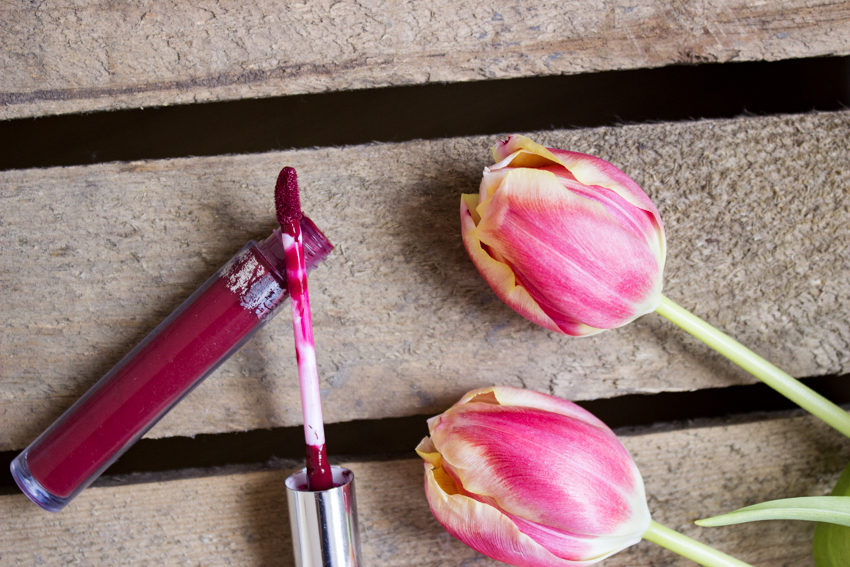 Colorpop Matte Liquid Lipstick Avenue Tragebild Review