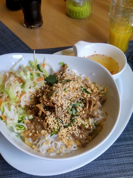 Vietnamesisch-essen-gehen